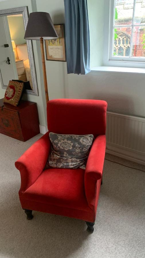 The Totnes Guest House. Upstairs At Zappa'S Eksteriør billede